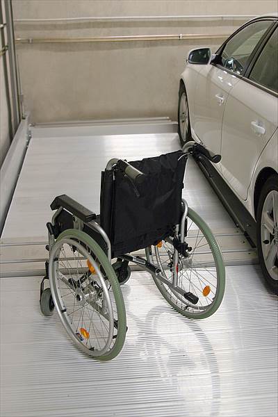 MultiVario 2072i Behindertenstellplatz