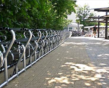 Entdecken Sie den BETA XXL Fahrradparker von alftechnik
