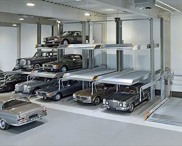 Platzsparende Stapelsysteme für Autohändler