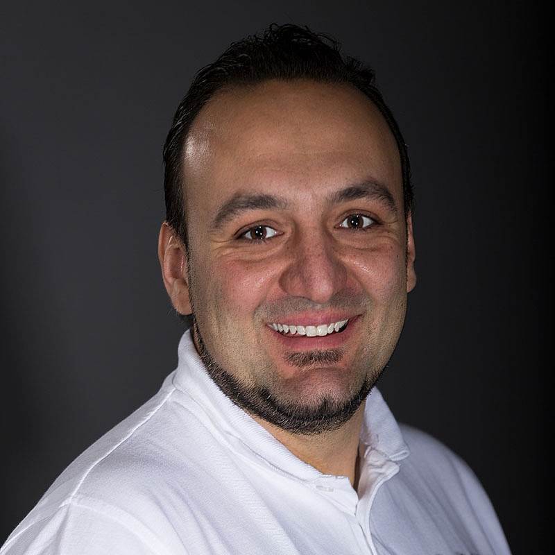 Davide Cianciarulo / Chargé de dossiersTraitement des commandes / Service clientèle
